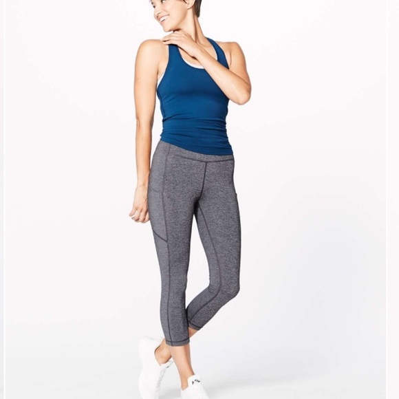 Lululemon Speed Up Crop (21") Heathered Black leggings size 8 - Picture 1 of 12